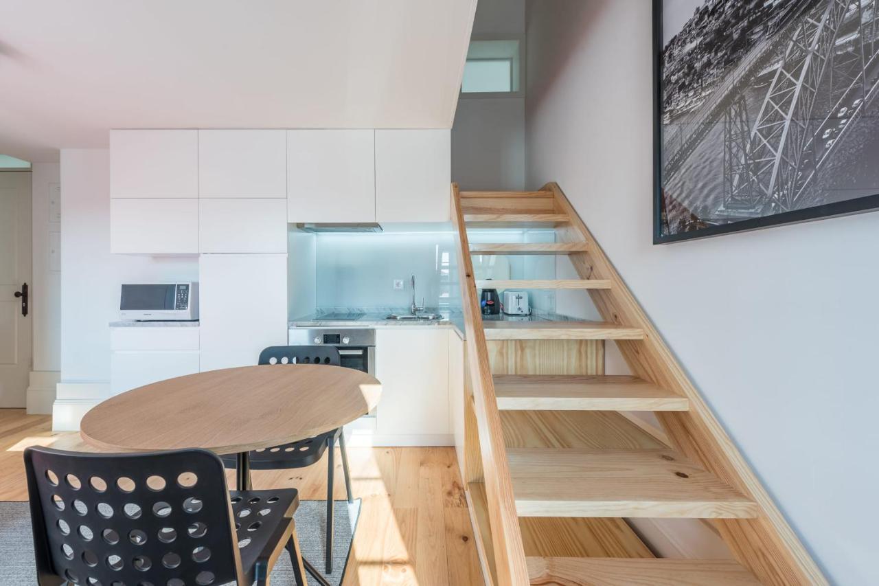 Sa De Noronha Mezzanine W Terrace Apartment Porto Exterior photo